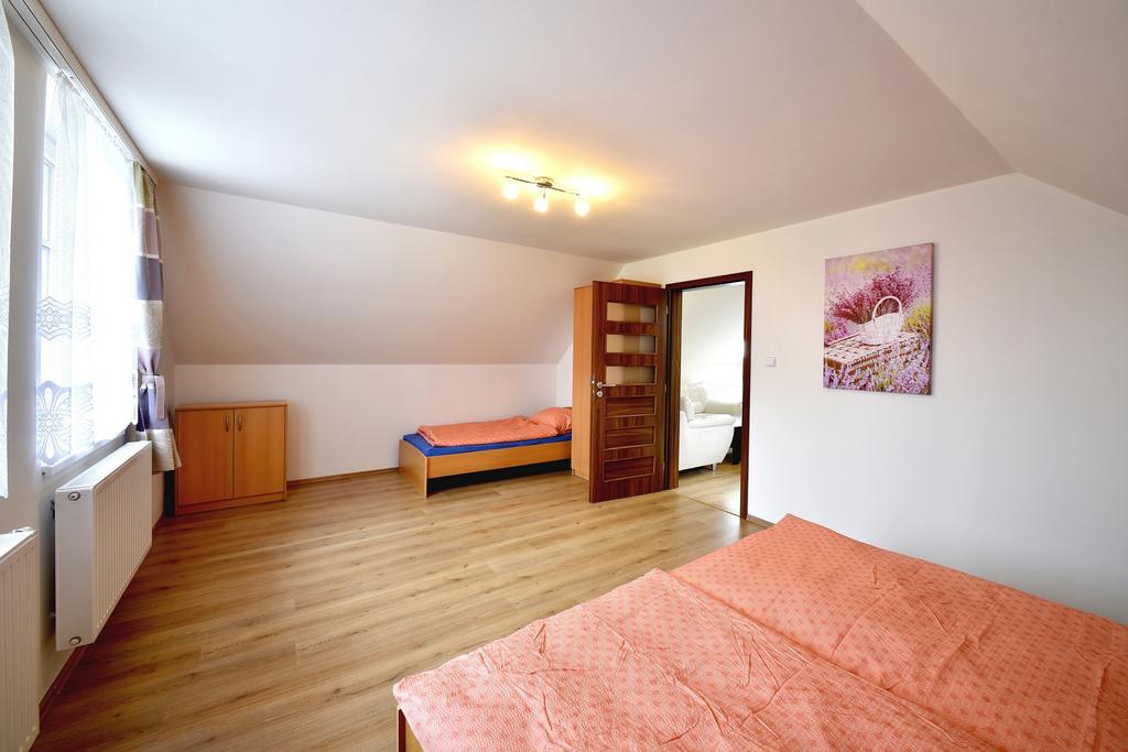 Holiday Home Turovec ターボル エクステリア 写真