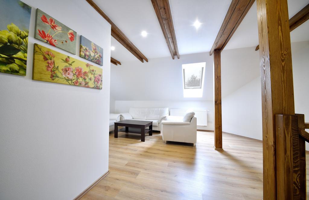 Holiday Home Turovec ターボル エクステリア 写真